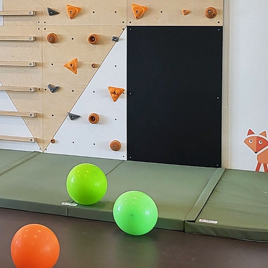 Safe landings: mats and outdoor landing areas